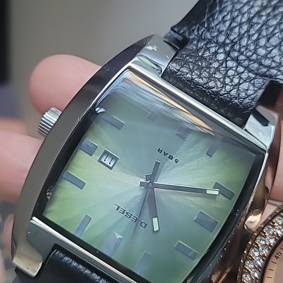 Watch Lot For Repair or For Parts , Diesel , Fossil - Picture 3 of 4